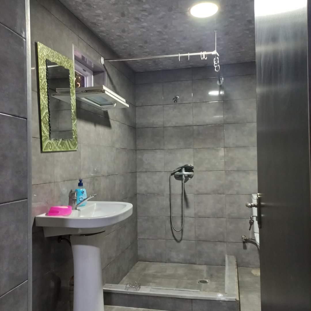 Двухэтажный дом в центре города