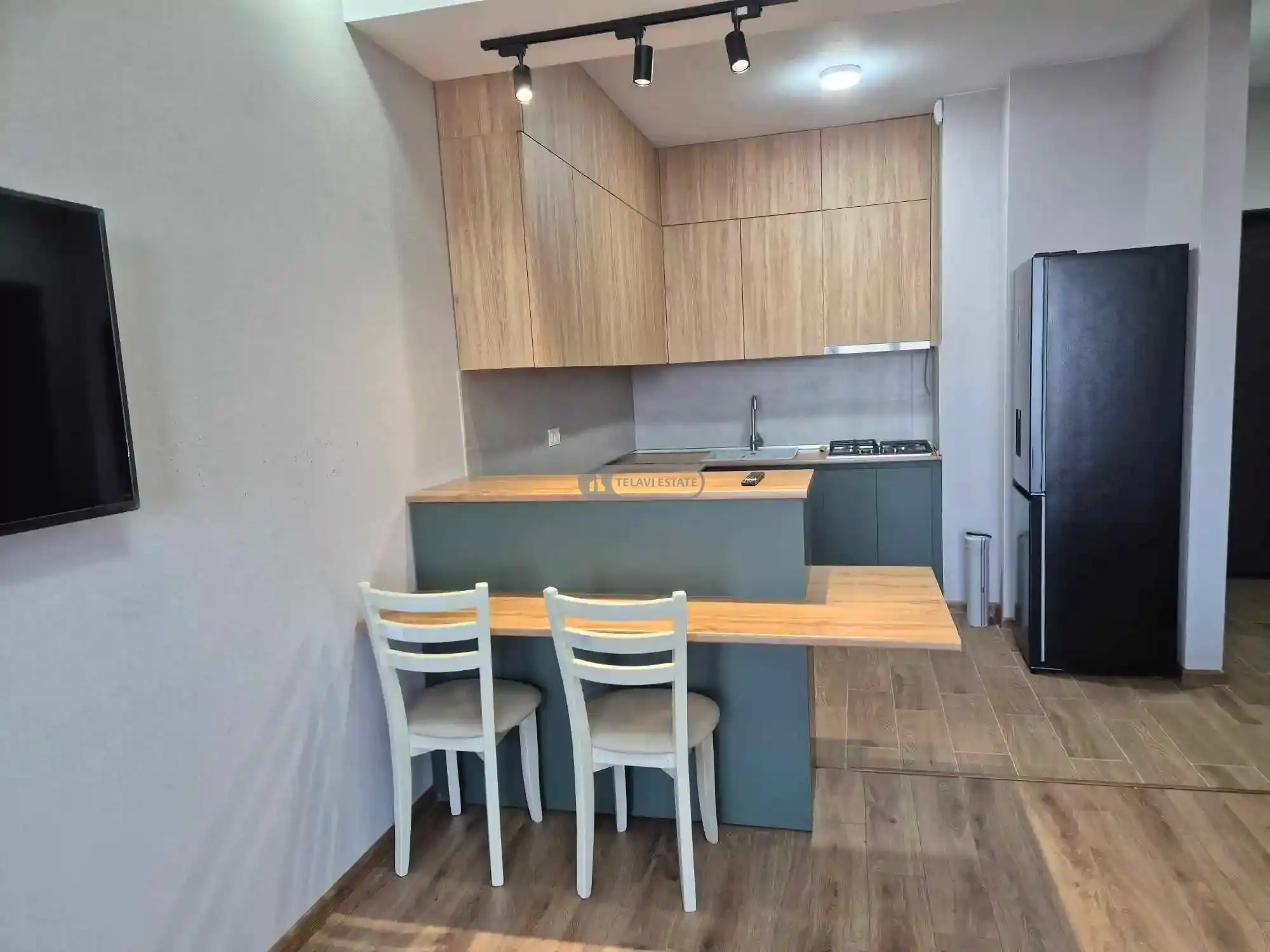 ქირავდება 2 ოთახიანი ბინა თელავში