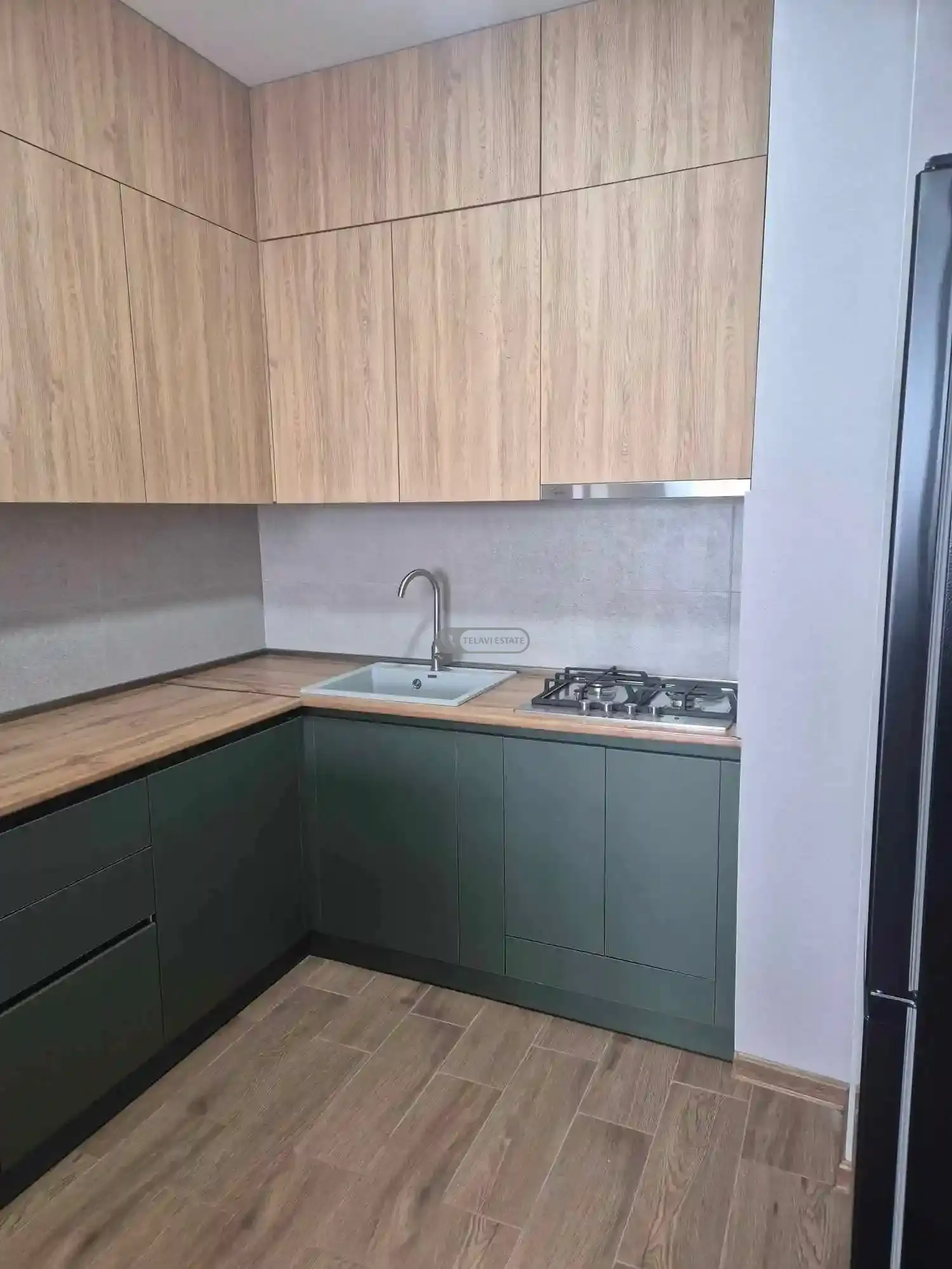 ქირავდება 2 ოთახიანი ბინა თელავში