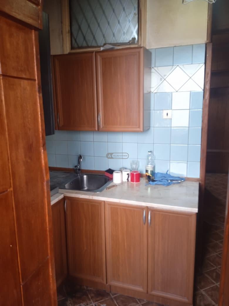 ქირავდება 2 ოთახიანი ბინა ლოჯით თელავში