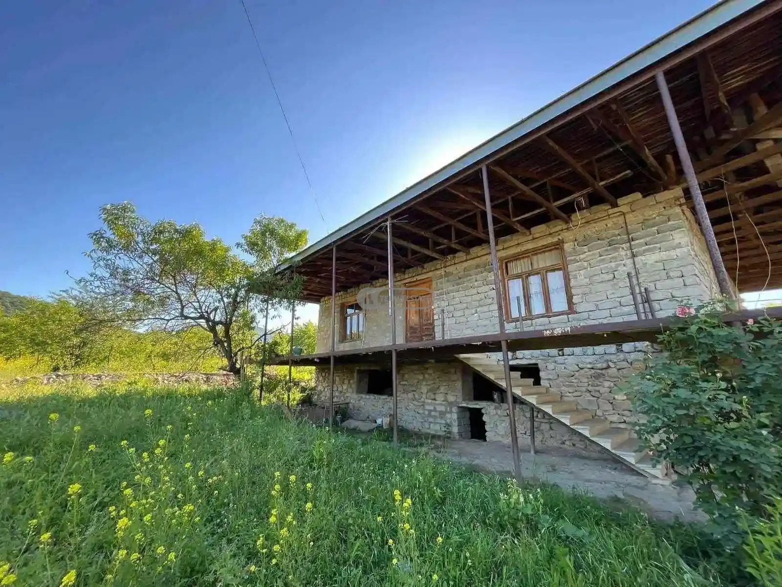 სახლი ზემო ხოდაშენში