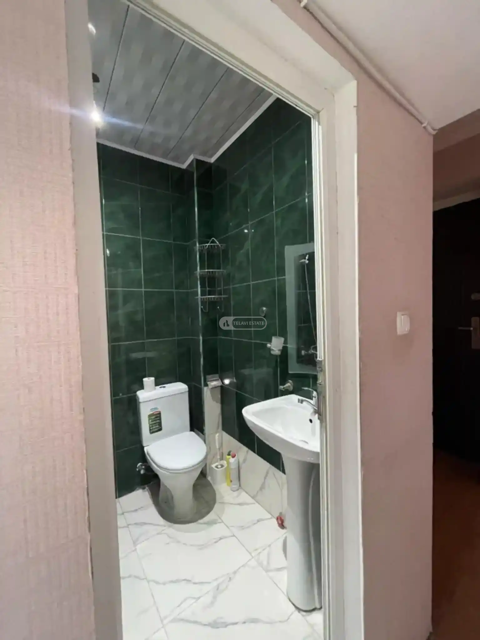 Сдается 1-комнатная квартира с балконом