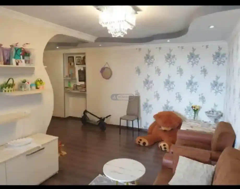 3 ოთახიანი გარემონტებული ბინა თელავში